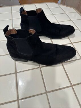 Men's Black Suede Chelsea Boots
